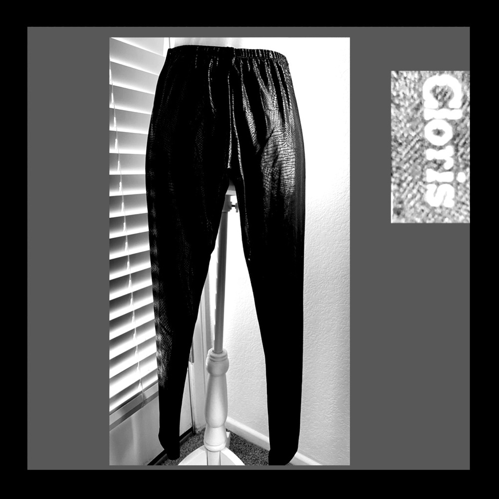 Cloris Murphy” Black Snakeskin Print Faux Leather Leggings